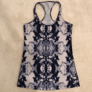 SOLD Lululemon cool racerback size 8